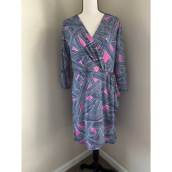 La Mer Luxe 3/4 Sleeve Aubrey Dress in Windsor Blush Navy and Pink Sz M NWT - Picture 1 of 4